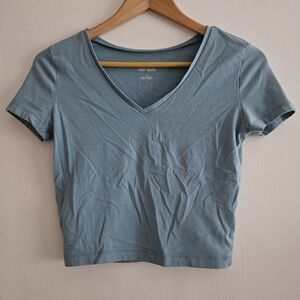 Wild Fable Women's Light Blue Short Sleeve Crop Top Size Medium